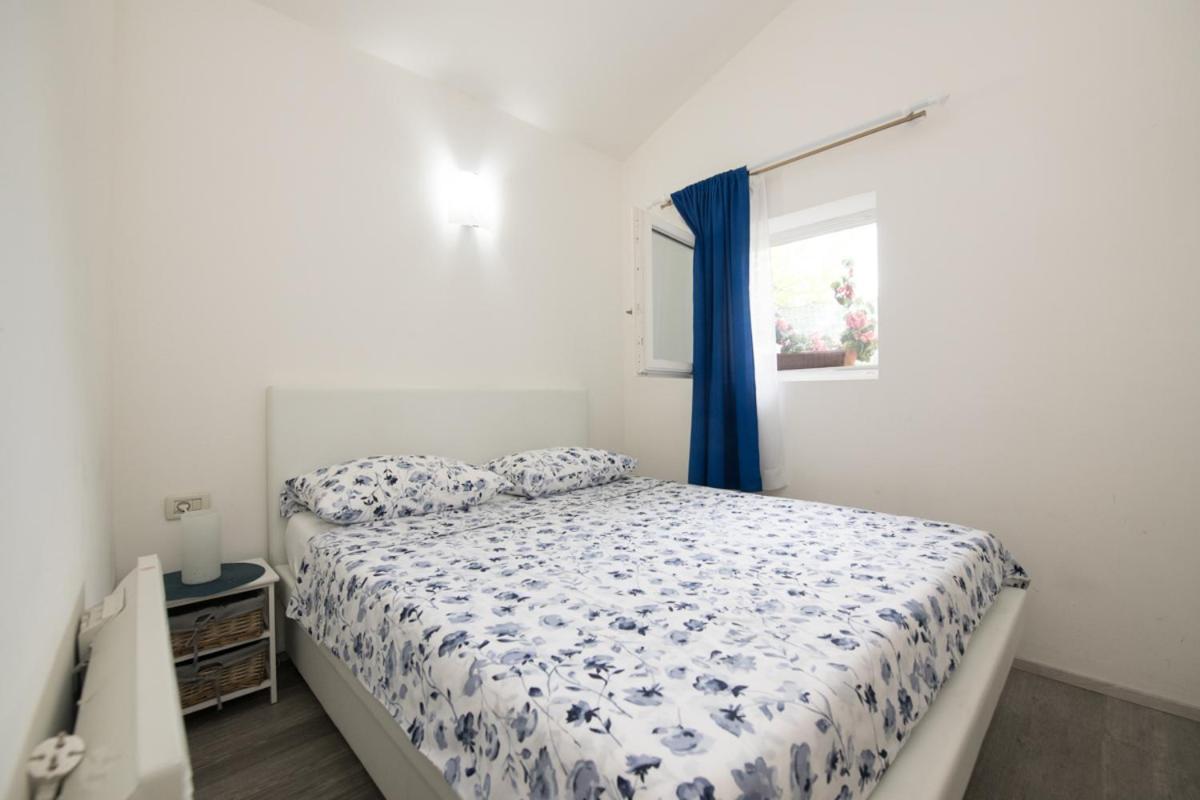 Ana Apartment *