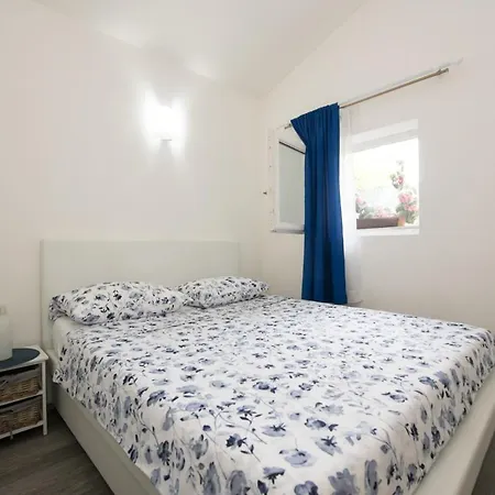 Apartments Ana Abbazia Esterno foto